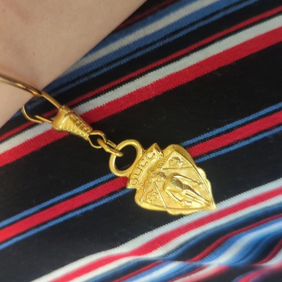 Authentic Gucci knight pendant/charm - Picture 5 of 5